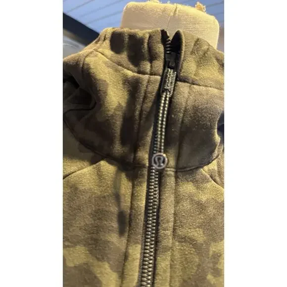 Lululemon Scuba Hoodie Jacket Cotton Heritage Camo Size 8 Green, Hair tie - Picture 5 of 9